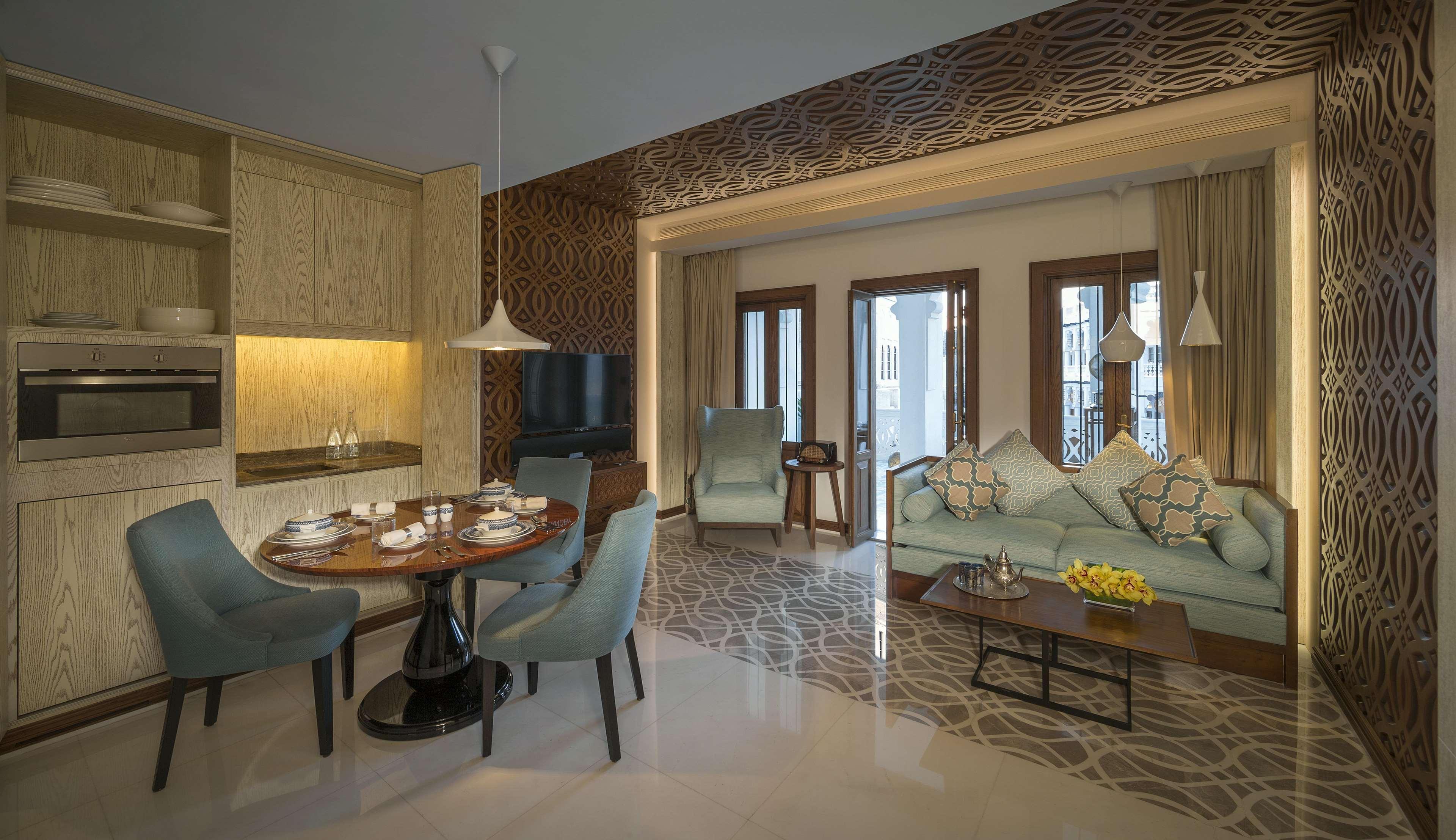 Souq Waqif Boutique Hotels - Tivoli Ad Dawhah Esterno foto A suite at the hotel