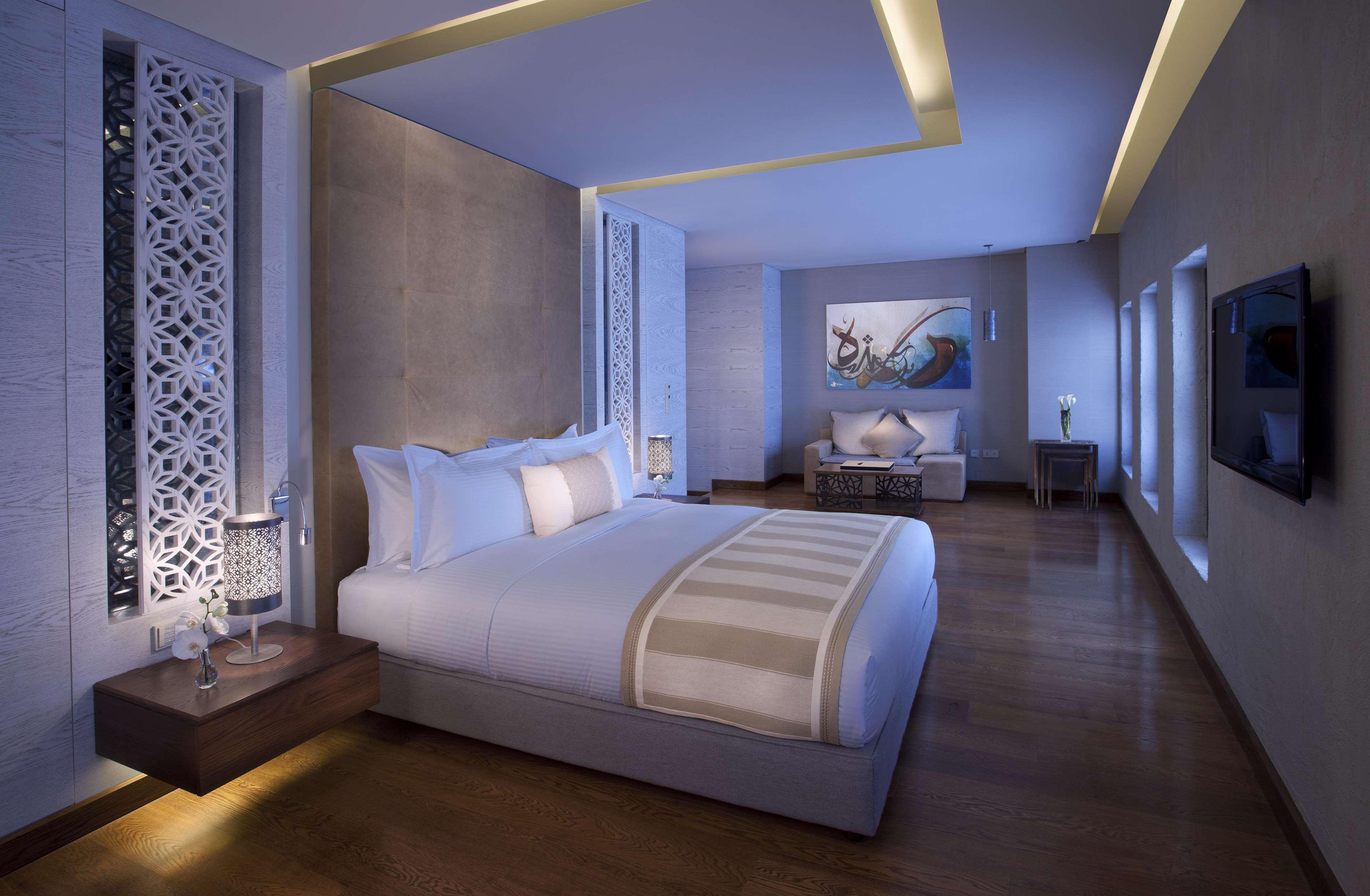 Souq Waqif Boutique Hotels - Tivoli Ad Dawhah Esterno foto A bedroom at the hotel